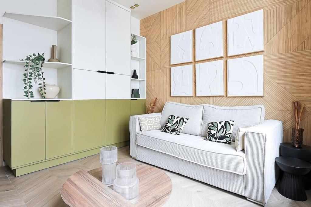 New Suite Appartement Havre Ebene 1Br 4 Etoiles Париж Екстериор снимка